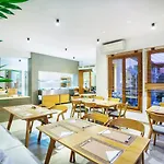 Palladium 4*