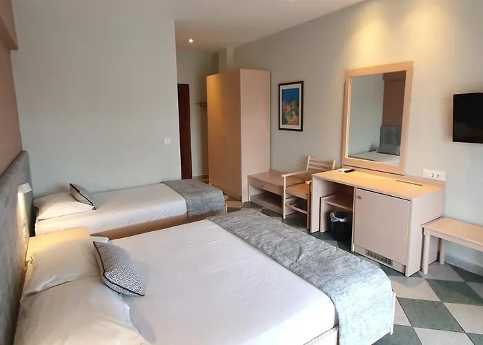 帕拉狄昂酒店 4*